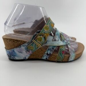 L'Artiste Spring Step Baocire Floral Leather Wedge Sandals Blue Multi Size 37